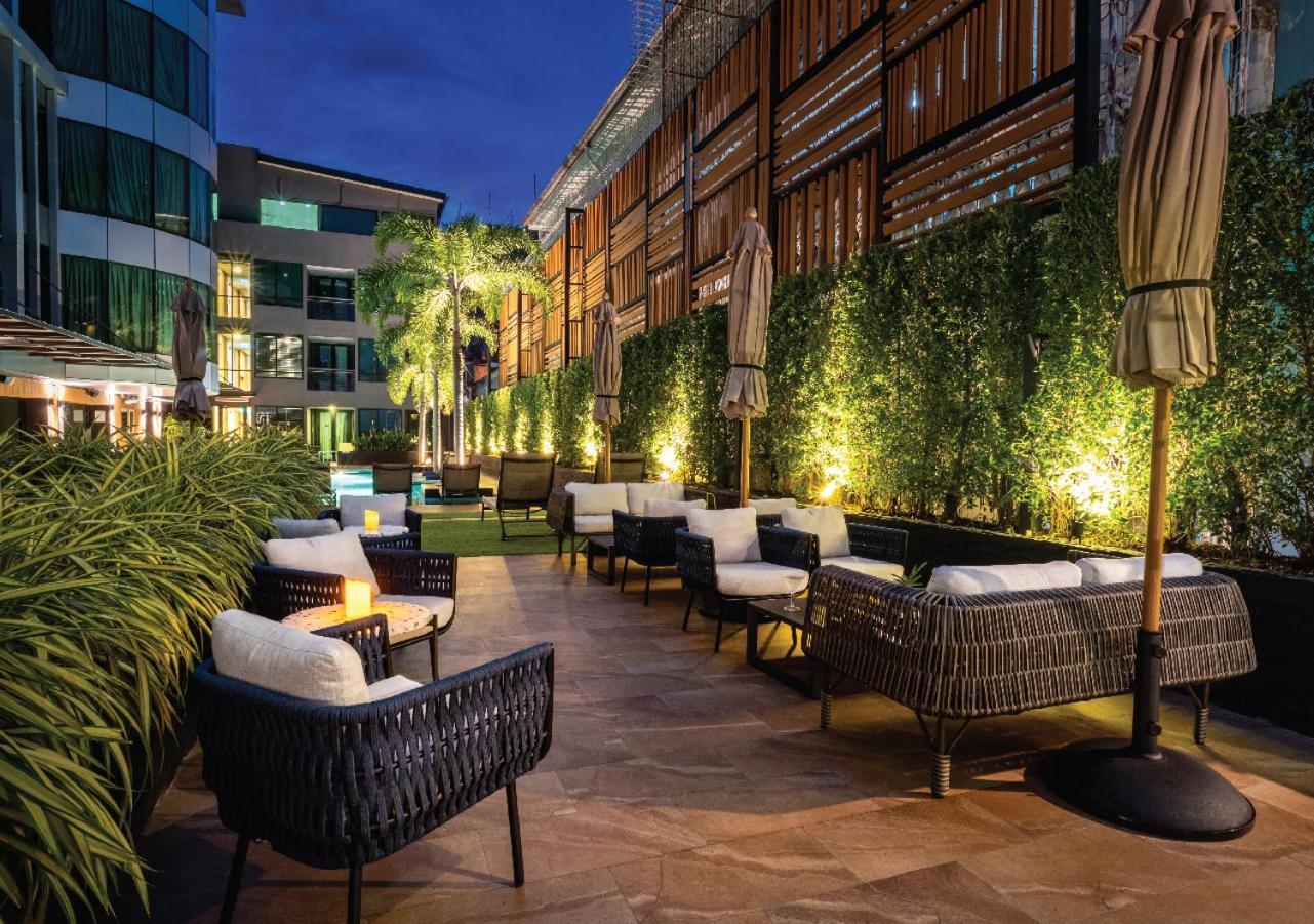 Solitaire Bangkok Sukhumvit 11 Exterior foto